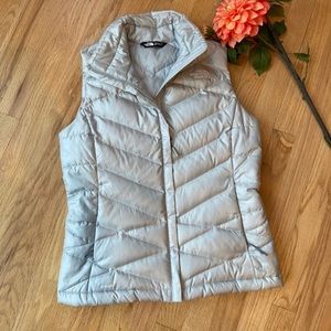 💕EUC💕 Northface 550 Vest